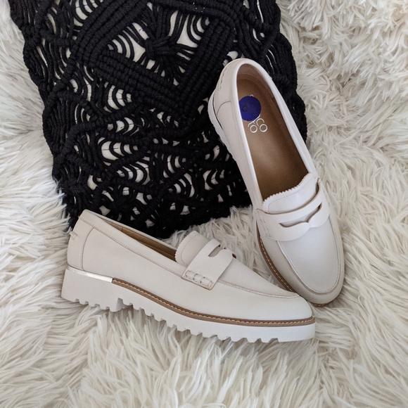 NWOT Franco Sarto Cedra Loafer, Metallic Accents - Picture 3 of 10